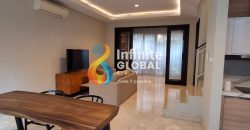 Dijual Rumah Dalam Townhouse Kemang Jakarta Selatan