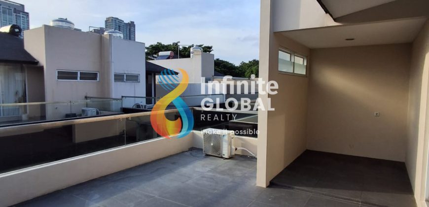 Dijual Rumah Dalam Townhouse Kemang Jakarta Selatan