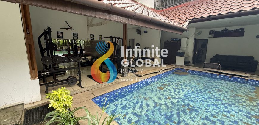 Rumah Compound 3 Unit Cipete Selatan Tanah 1.295 m² SHM