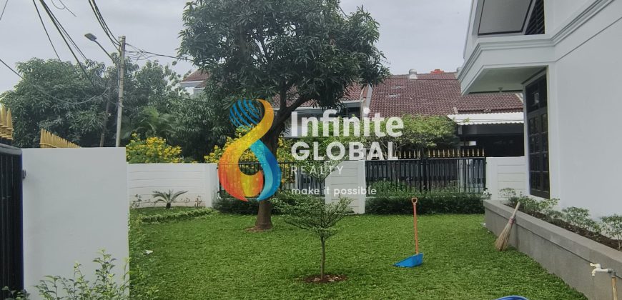 Rumah Hoek 2 Lantai Siap Huni di Petukangan Utara LT 320 m² Garasi 3 Mobil