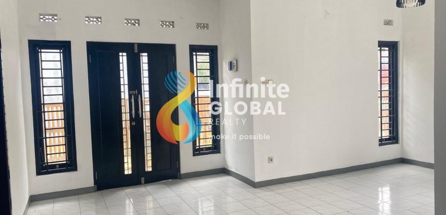 RUMAH SHM SIAP HUNI DI BABAKAN CIHANJUANG RAHAYU HARGA NEGO 800 JUTA!