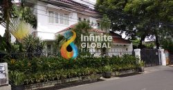 Rumah Mewah di Palmerah Disewakan Ada Private Pool & Lahan Super Luas