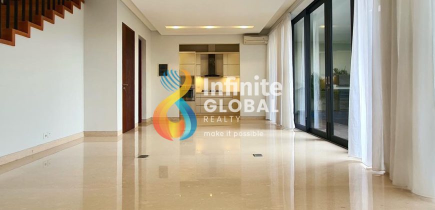 Disewakan Rumah Minimalis Modern di Cilandak Private Pool 3BR Lingkungan Elite