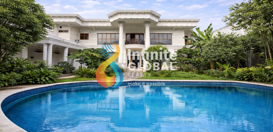 Luxury Residence Metro Pondok Indah Classic Elegant Design Tanah Hampir 1.400 m²