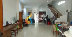 Dijual Properti Komersial LT 400 m² di Pasar Baru Potensi Kost 5 Lantai Bebas Banjir