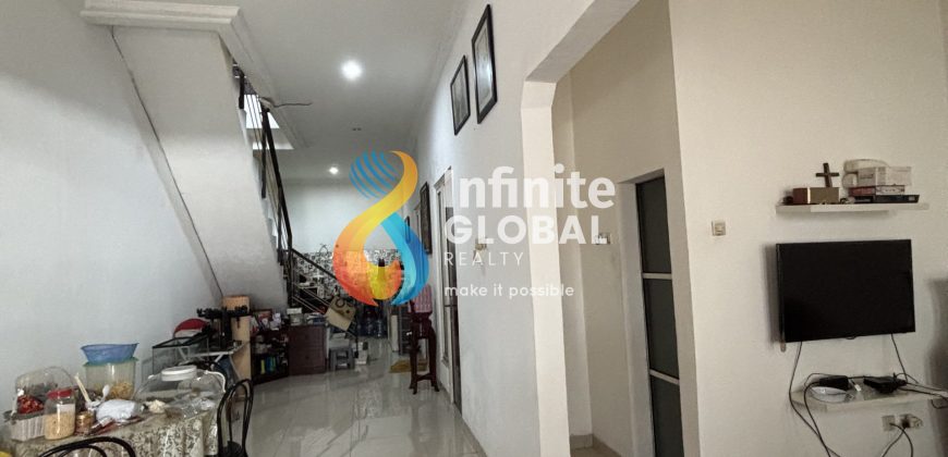 RUMAH 3 LANTAI FULL BANGUNAN DI KELAPA GADING 6 KAMAR + ROOFTOP LUAS