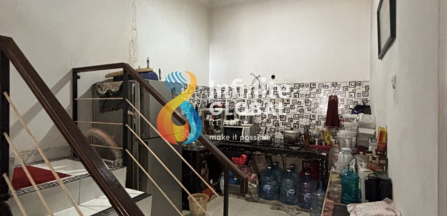 RUMAH 3 LANTAI FULL BANGUNAN DI KELAPA GADING 6 KAMAR + ROOFTOP LUAS