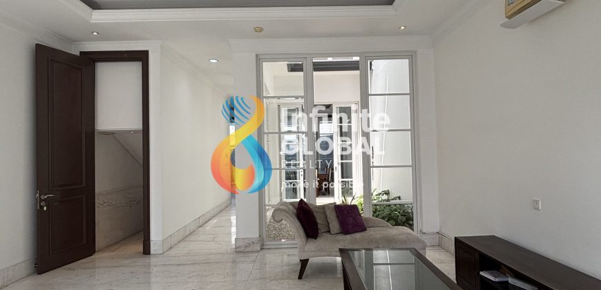 Disewakan Townhouse Bangka Kemang Jakarta Selatan | 3 BR | Luas 232 m² | Cocok Expat