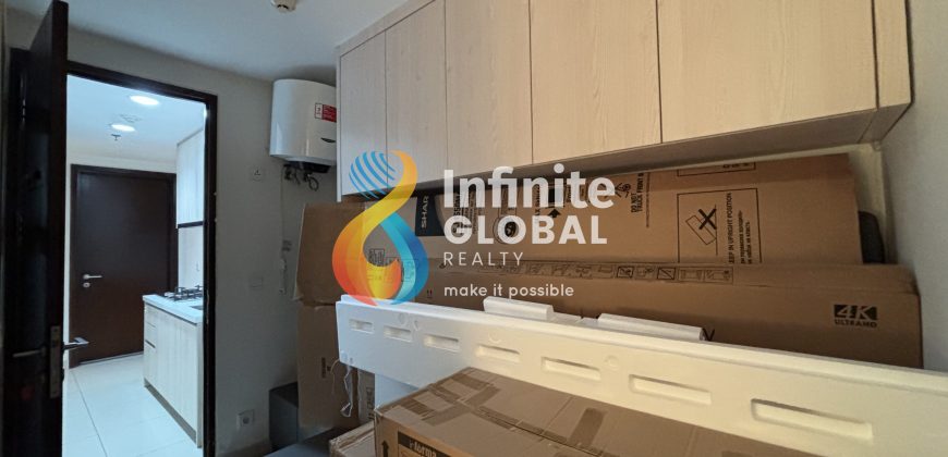 Kensington Addington 3BR Private Lift Middle Floor Full Furnished