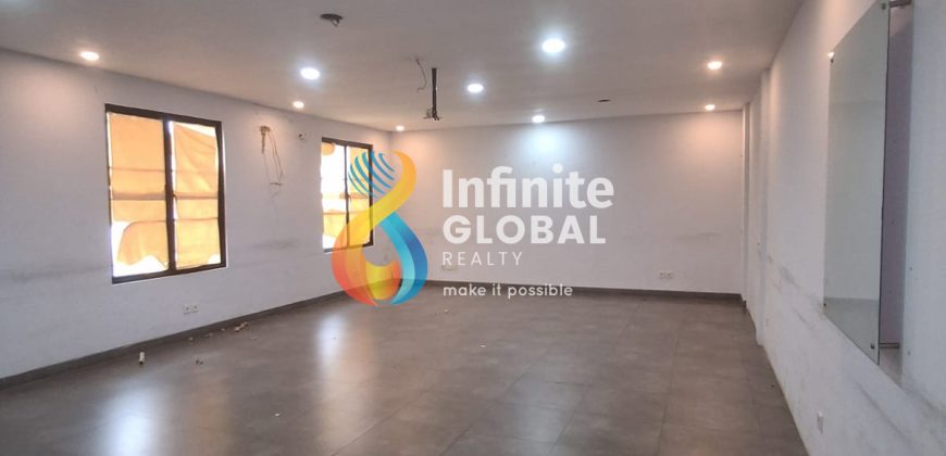 Mini Building 2 Lantai Area Kemang Dekat Mampang LT 823 m² Parkir 10 Mobil