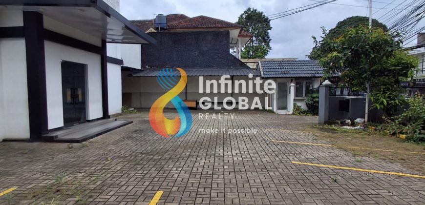 Mini Building 2 Lantai Area Kemang Dekat Mampang LT 823 m² Parkir 10 Mobil