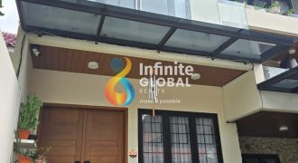 RUMAH MEWAH 3 LANTAI DI DUREN TIGA 4 BR SEMUA KM DALAM