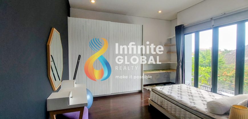 Exclusive 3 Storey Modern Tropical Residence in Cipete Fully Furnished