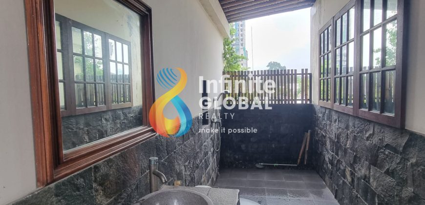 Disewakan Rumah Mewah Kebayoran Baru 6 Kamar Furnished Ada Garden & Pool