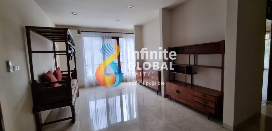 Disewakan Rumah Mewah Kebayoran Baru 6 Kamar Furnished Ada Garden & Pool