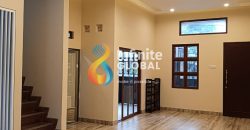 Rumah Modern 2,5 Lantai + Rooftop di Poris Indah – Lokasi Strategis, Harga 1,6 M!