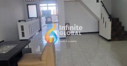 Jual Cepat Rumah Mewah 4 Lantai di Grand Poris Tangerang, Luas Bangunan 310 m²