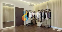 Rumah Besar Kebayoran Baru LT 469 m² Cocok Hunian atau Kantor Parkir 9 Mobil