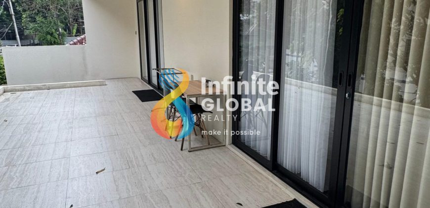Rumah Besar Kebayoran Baru LT 469 m² Cocok Hunian atau Kantor Parkir 9 Mobil