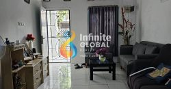 Dijual Rumah Strategis Pondok Bambu Jakarta Timur 4 KT Jalan Depan 9 Meter