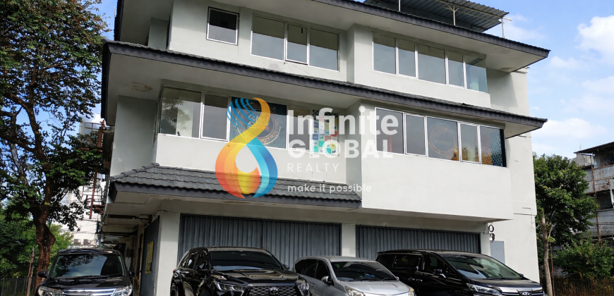 Dijual Ruko Kebayoran Baru Posisi Hook