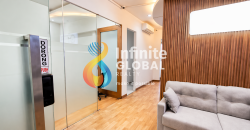 Gedung 3 Lantai Radio Dalam SHM Parkir 8 Mobil Lokasi Premium