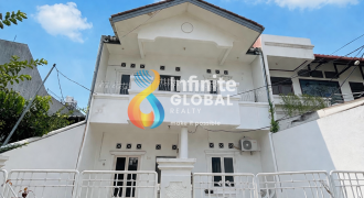 Dijual Rumah Strategis Pondok Bambu Jakarta Timur 4 KT Jalan Depan 9 Meter
