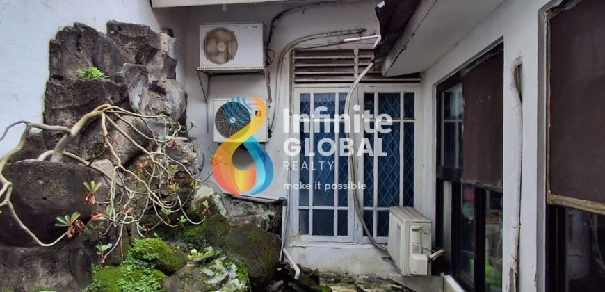Dijual Rumah Strategis Tanah Kusir Kebayoran Lama, Muat 7 Mobil SHM Lokasi Premium