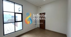 Rumah Baru 3 Lantai Tomang – Siap Huni, Akses 2 Mobil, Harga Turun!