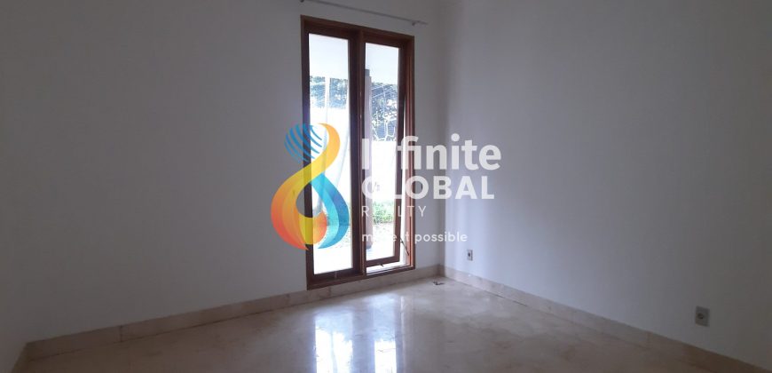 Rumah Mewah Disewakan di Cipete Private Pool, 4+1 Bedroom, Fully Equipped