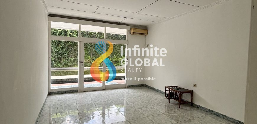 Disewakan Rumah Luas Area Prime Kemang Cocok untuk Kantor & Hunian