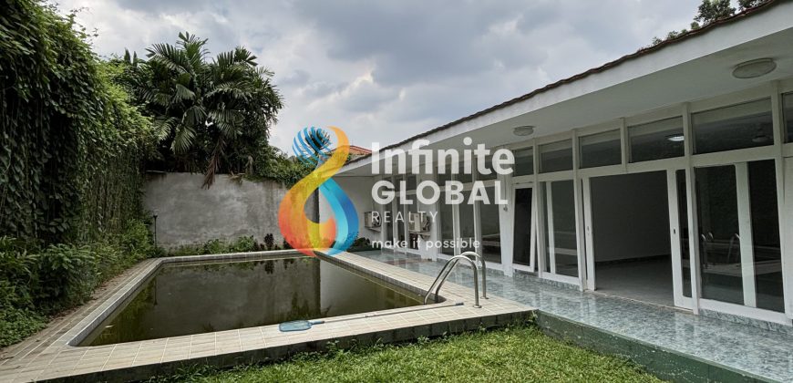 Disewakan Rumah Luas Area Prime Kemang Cocok untuk Kantor & Hunian