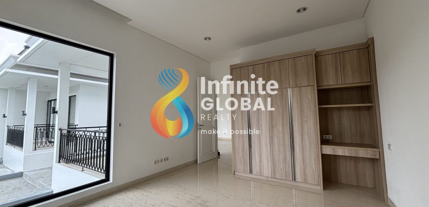 Disewakan Rumah Modern Tropical Mewah di Cipete Pool & Taman Luas Lokasi Premium