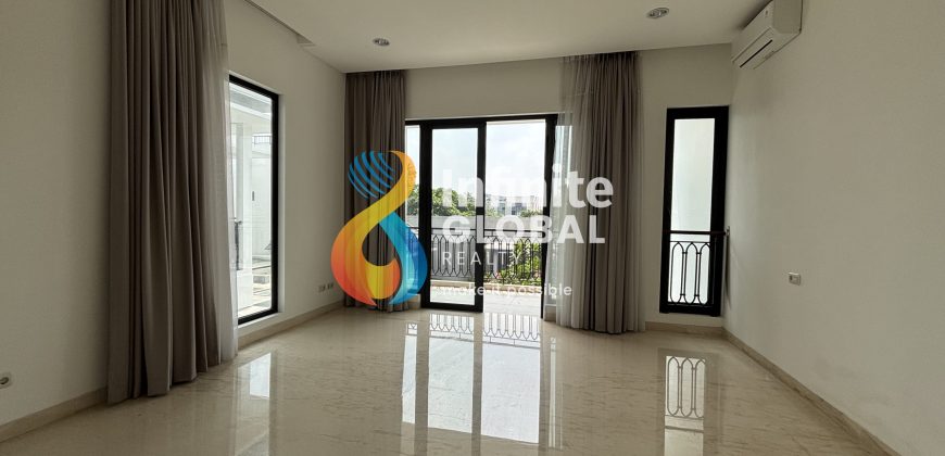 Disewakan Rumah Modern Tropical Mewah di Cipete Pool & Taman Luas Lokasi Premium