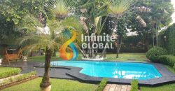 Disewakan Rumah Besar di Kemang Ex Home Office 7 KT Pool & Garden Lokasi Strategis
