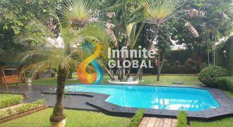 Disewakan Rumah Besar di Kemang Ex Home Office 7 KT Pool & Garden Lokasi Strategis