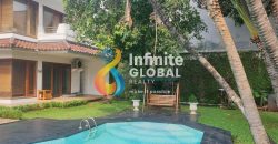 Disewakan Rumah Besar di Kemang Ex Home Office 7 KT Pool & Garden Lokasi Strategis