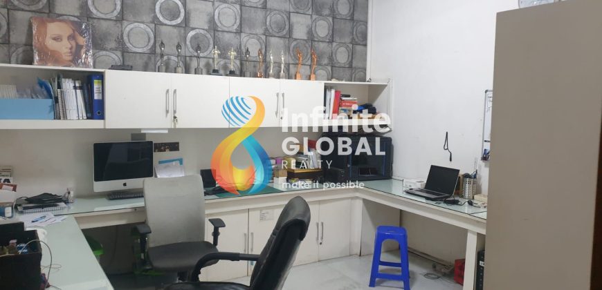 Disewakan Rumah Besar di Kemang Ex Home Office 7 KT Pool & Garden Lokasi Strategis