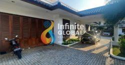 Rumah Townhouse Mewah Pejaten Barat Private Pool, Luas 1.150 m²
