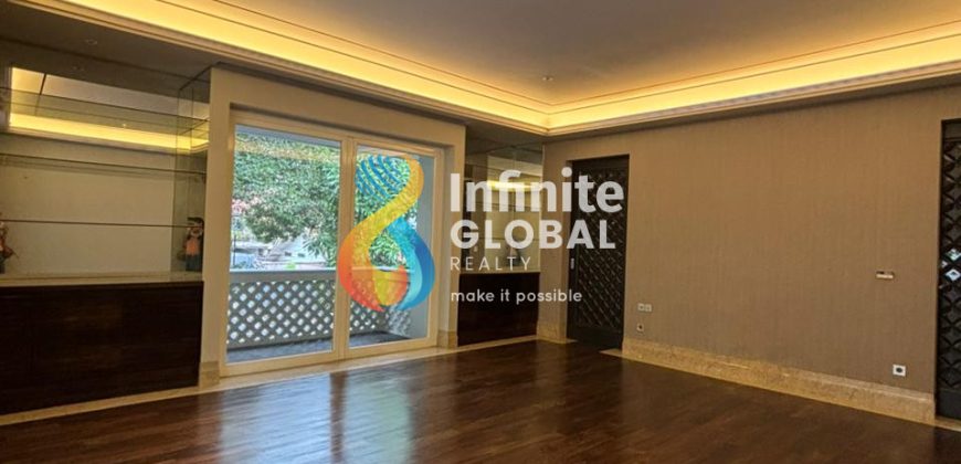 Luxury House Kebayoran Baru Pool & Gazebo Dekat SCBD
