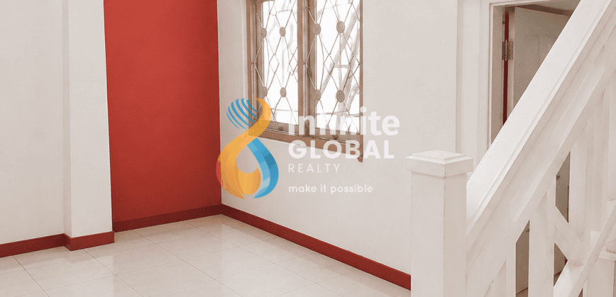 Harga Turun! Rumah Semi Furnished 250 m² di Banjar Wijaya Tangerang