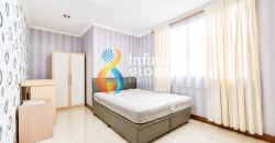 Jual Cepat Apartemen Bumimas Jakarta Selatan Semi Furnished 133 m² Nego