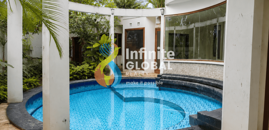 Luxury House Patra Kuningan 5 Kamar Tidur, Marmer Italia & Pool