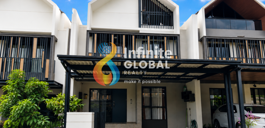 Rumah Strozzi Symphonia Gading Serpong 3 Lantai Renovasi Total, Attic Room & Full Kitchen Set