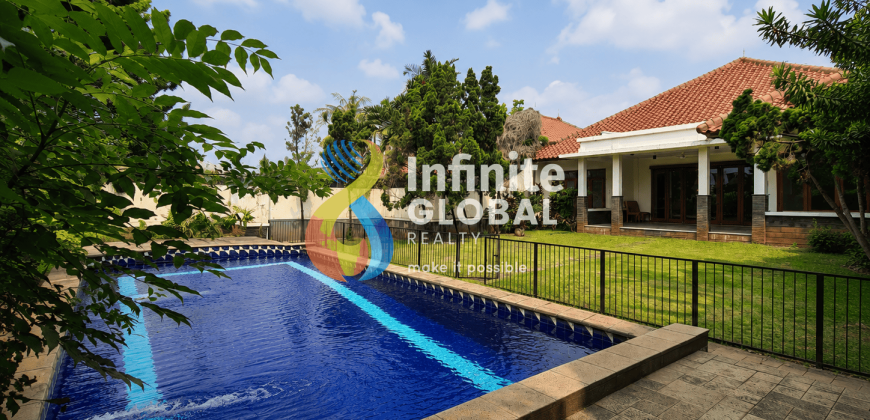 Rumah Eksklusif Kemang Jakarta Selatan, LT 800 m², Private Pool, Siap Huni