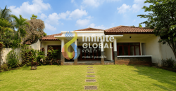 Rumah Eksklusif Kemang Jakarta Selatan, LT 800 m², Private Pool, Siap Huni