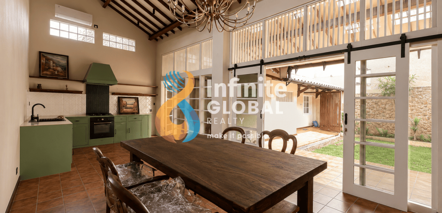 Rumah Siap Huni Disewakan di Kemang | 3 KT | Taman Besar | Lokasi Premium