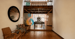Rumah Siap Huni Disewakan di Kemang | 3 KT | Taman Besar | Lokasi Premium