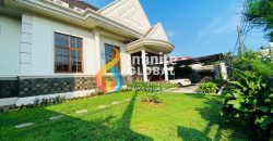 Rumah Luas dengan Taman Besar di Jagakarsa, LT 607 m² Dekat Tol Andara