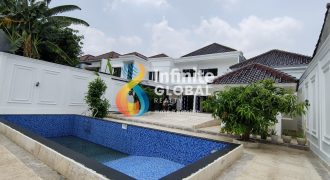 Rumah Mewah Premium Jagakarsa | 5+2 KT | Swimming Pool, Home Cinema, Carport 10 Mobil
